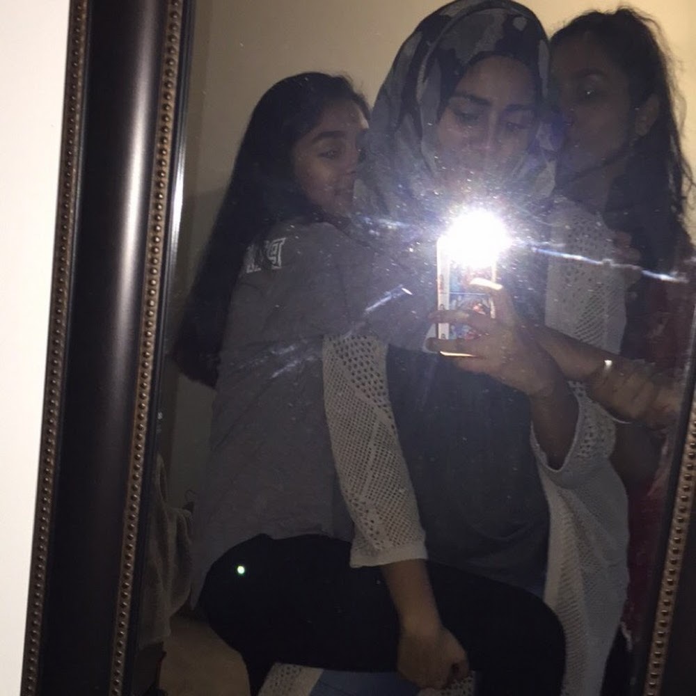 Meet your Posher, Zaina